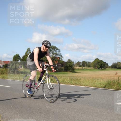 25.08.2024 - Elbe Triathlon Hamburg Fuchs,  Jonas http://msf.ph/oto/6822404 25.08.2024 10:34:47 Radfahren 642, 758, 519, 564 meine-sportfotos.de