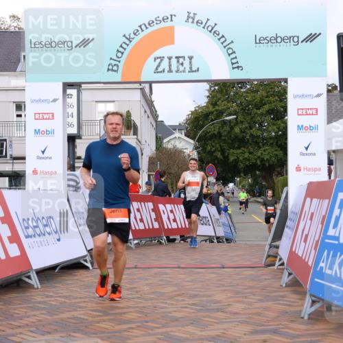 25.08.2024 - 20. Blankeneser Heldenlauf Strokosch-Dieckow http://msf.ph/oto/6822436 25.08.2024 09:49:14 Ziel 112, 131, 166 meine-sportfotos.de