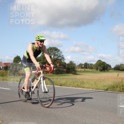 25.08.2024 - Elbe Triathlon Hamburg Fuchs,  Jonas http://msf.ph/oto/6822480 25.08.2024 10:34:12 Radfahren 507, 565, 695, 731, 550, 627 meine-sportfotos.de