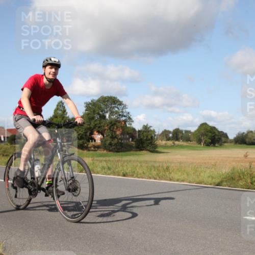 25.08.2024 - Elbe Triathlon Hamburg Fuchs,  Jonas http://msf.ph/oto/6822488 25.08.2024 10:34:09 Radfahren 507, 565, 695, 731, 550, 627 meine-sportfotos.de