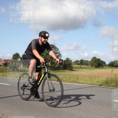 25.08.2024 - Elbe Triathlon Hamburg Fuchs,  Jonas http://msf.ph/oto/6822540 25.08.2024 10:33:27 Radfahren 670, 708, 703, 552 meine-sportfotos.de