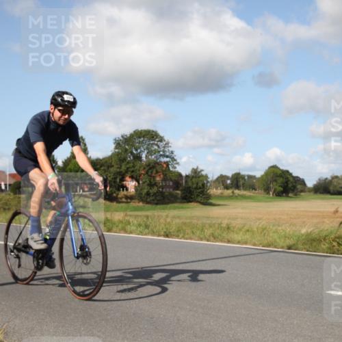 25.08.2024 - Elbe Triathlon Hamburg Fuchs,  Jonas http://msf.ph/oto/6822554 25.08.2024 10:33:05 Radfahren 497, 711, 683, 692, 411, 745 meine-sportfotos.de