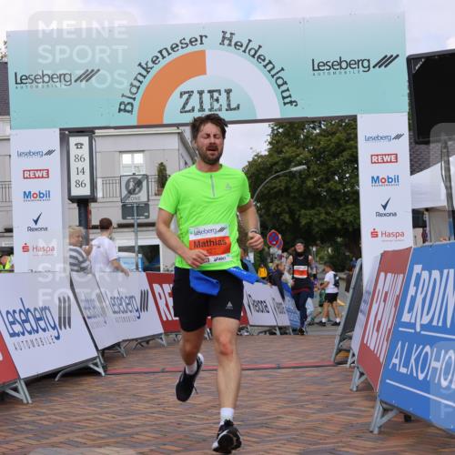 25.08.2024 - 20. Blankeneser Heldenlauf Strokosch-Dieckow http://msf.ph/oto/6822591 25.08.2024 09:49:26 Ziel 118, 127, 202 meine-sportfotos.de