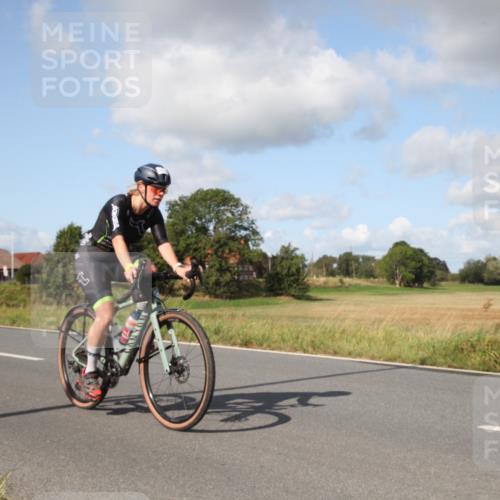 25.08.2024 - Elbe Triathlon Hamburg Fuchs,  Jonas http://msf.ph/oto/6822605 25.08.2024 10:32:39 Radfahren 763, 707, 518, 688, 677, 728, 748 meine-sportfotos.de