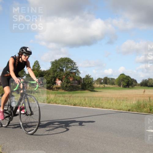 25.08.2024 - Elbe Triathlon Hamburg Fuchs,  Jonas http://msf.ph/oto/6822635 25.08.2024 10:32:25 Radfahren 736, 602, 480, 713, 686 meine-sportfotos.de