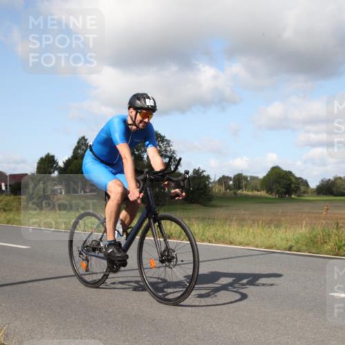 25.08.2024 - Elbe Triathlon Hamburg Fuchs,  Jonas http://msf.ph/oto/6822672 25.08.2024 10:31:36 Radfahren 729 meine-sportfotos.de