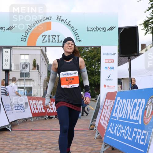 25.08.2024 - 20. Blankeneser Heldenlauf Strokosch-Dieckow http://msf.ph/oto/6822679 25.08.2024 09:49:31 Ziel 127, 202 meine-sportfotos.de