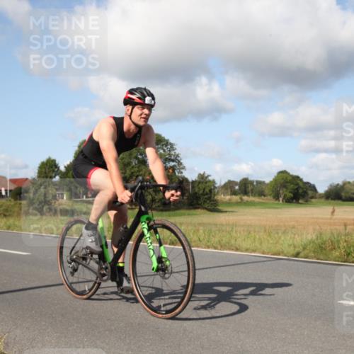 25.08.2024 - Elbe Triathlon Hamburg Fuchs,  Jonas http://msf.ph/oto/6822697 25.08.2024 10:31:08 Radfahren 682, 595 meine-sportfotos.de