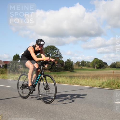 25.08.2024 - Elbe Triathlon Hamburg Fuchs,  Jonas http://msf.ph/oto/6822799 25.08.2024 10:29:43 Radfahren 694, 699, 484, 697, 587 meine-sportfotos.de
