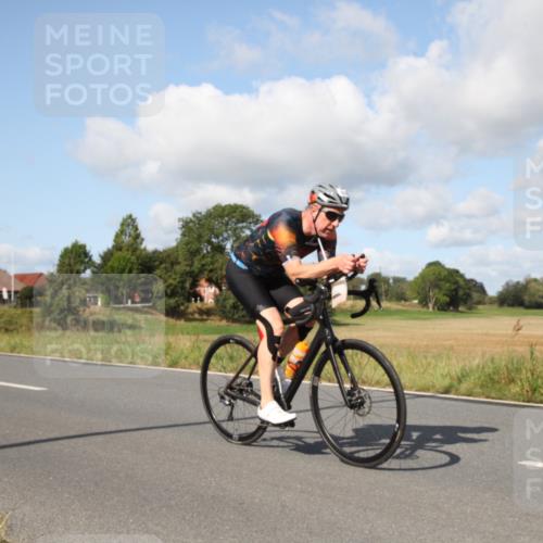25.08.2024 - Elbe Triathlon Hamburg Fuchs,  Jonas http://msf.ph/oto/6822870 25.08.2024 10:28:40 Radfahren 453, 463, 452, 405, 663 meine-sportfotos.de
