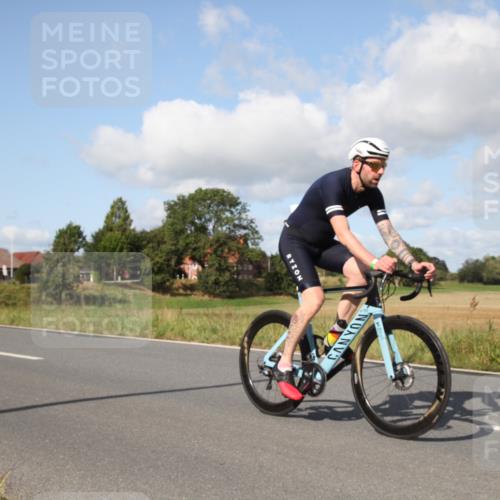 25.08.2024 - Elbe Triathlon Hamburg Fuchs,  Jonas http://msf.ph/oto/6822916 25.08.2024 10:28:01 Radfahren 751, 496 meine-sportfotos.de