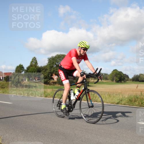 25.08.2024 - Elbe Triathlon Hamburg Fuchs,  Jonas http://msf.ph/oto/6822919 25.08.2024 10:27:50 Radfahren 427 meine-sportfotos.de