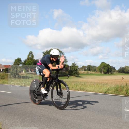 25.08.2024 - Elbe Triathlon Hamburg Fuchs,  Jonas http://msf.ph/oto/6822928 25.08.2024 10:27:38 Radfahren 579, 545, 641 meine-sportfotos.de