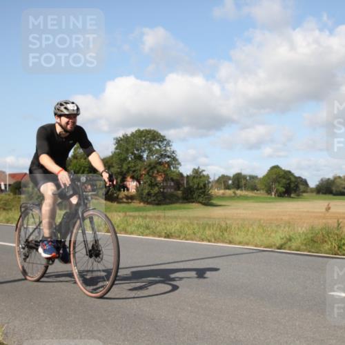 25.08.2024 - Elbe Triathlon Hamburg Fuchs,  Jonas http://msf.ph/oto/6822933 25.08.2024 10:27:33 Radfahren 710, 579, 545 meine-sportfotos.de