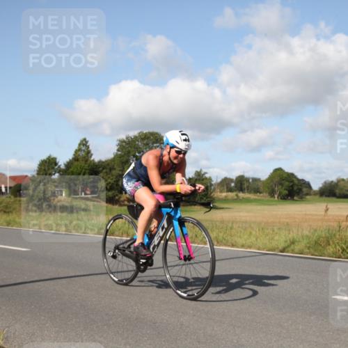 25.08.2024 - Elbe Triathlon Hamburg Fuchs,  Jonas http://msf.ph/oto/6822944 25.08.2024 10:27:24 Radfahren 542, 494, 710 meine-sportfotos.de