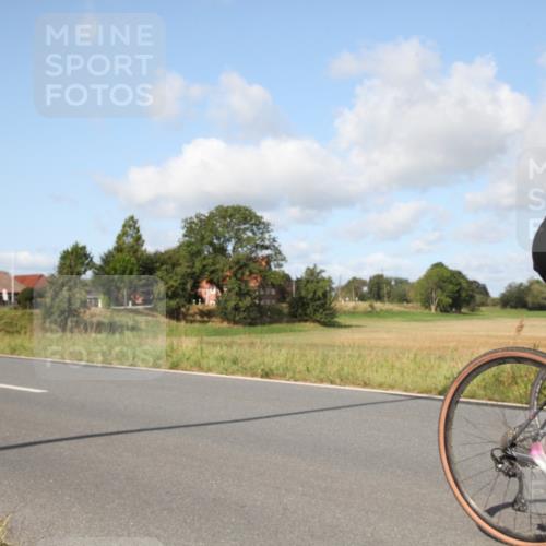 25.08.2024 - Elbe Triathlon Hamburg Fuchs,  Jonas http://msf.ph/oto/6822974 25.08.2024 10:26:58 Radfahren 459, 501, 478 meine-sportfotos.de