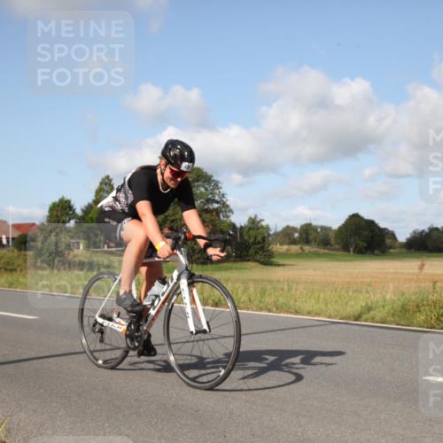 25.08.2024 - Elbe Triathlon Hamburg Fuchs,  Jonas http://msf.ph/oto/6822991 25.08.2024 10:26:13 Radfahren 489 meine-sportfotos.de
