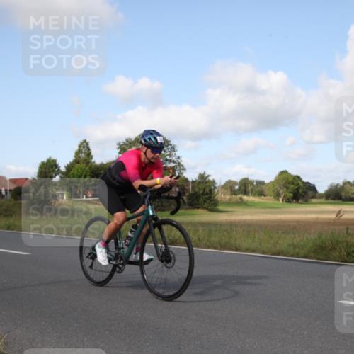 25.08.2024 - Elbe Triathlon Hamburg Fuchs,  Jonas http://msf.ph/oto/6823006 25.08.2024 10:25:55 Radfahren 651, 630, 643, 524, 678, 530 meine-sportfotos.de