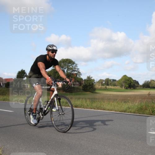 25.08.2024 - Elbe Triathlon Hamburg Fuchs,  Jonas http://msf.ph/oto/6823011 25.08.2024 10:25:53 Radfahren 651, 630, 643, 524 meine-sportfotos.de