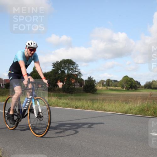 25.08.2024 - Elbe Triathlon Hamburg Fuchs,  Jonas http://msf.ph/oto/6823021 25.08.2024 10:25:51 Radfahren 523, 514, 651, 630, 643, 524 meine-sportfotos.de