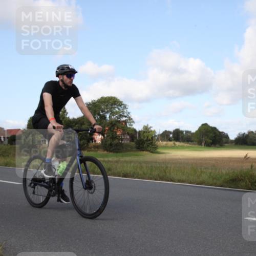 25.08.2024 - Elbe Triathlon Hamburg Fuchs,  Jonas http://msf.ph/oto/6823037 25.08.2024 10:25:36 Radfahren 568, 625 meine-sportfotos.de