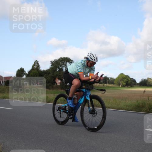 25.08.2024 - Elbe Triathlon Hamburg Fuchs,  Jonas http://msf.ph/oto/6823044 25.08.2024 10:25:29 Radfahren 533, 568 meine-sportfotos.de