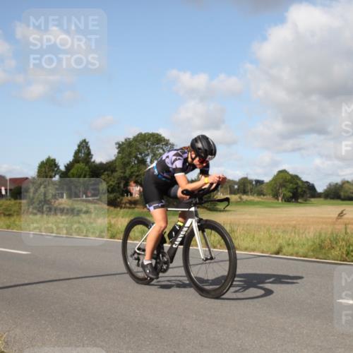 25.08.2024 - Elbe Triathlon Hamburg Fuchs,  Jonas http://msf.ph/oto/6823144 25.08.2024 10:23:13 Radfahren 479, 620, 624 meine-sportfotos.de