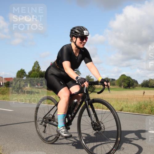 25.08.2024 - Elbe Triathlon Hamburg Fuchs,  Jonas http://msf.ph/oto/6823155 25.08.2024 10:23:03 Radfahren 623, 596, 521, 612 meine-sportfotos.de