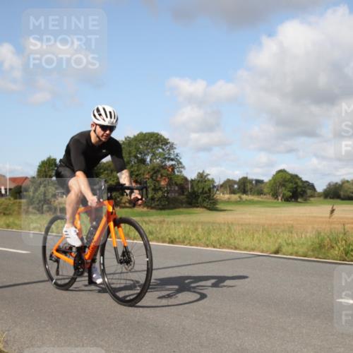 25.08.2024 - Elbe Triathlon Hamburg Fuchs,  Jonas http://msf.ph/oto/6823175 25.08.2024 10:22:53 Radfahren 471, 576, 506, 793, 509, 491, 656, 664, 623 meine-sportfotos.de