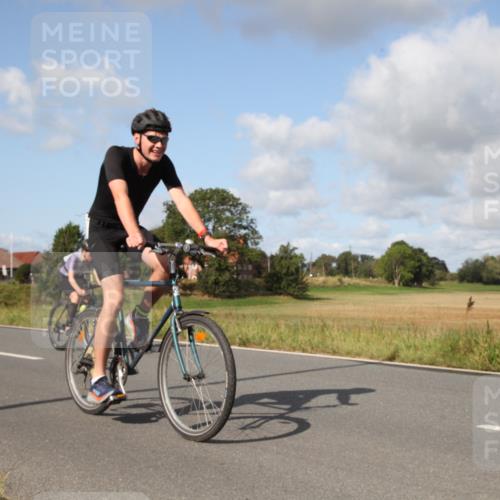 25.08.2024 - Elbe Triathlon Hamburg Fuchs,  Jonas http://msf.ph/oto/6823199 25.08.2024 10:22:48 Radfahren 471, 576, 506, 793, 509, 491, 656 meine-sportfotos.de
