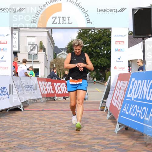 25.08.2024 - 20. Blankeneser Heldenlauf Strokosch-Dieckow http://msf.ph/oto/6823206 25.08.2024 09:50:25 Ziel 119 meine-sportfotos.de