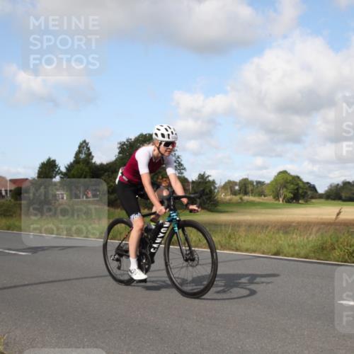 25.08.2024 - Elbe Triathlon Hamburg Fuchs,  Jonas http://msf.ph/oto/6823235 25.08.2024 10:22:13 Radfahren 559, 517, 622, 660, 538, 389, 654, 662, 366 meine-sportfotos.de