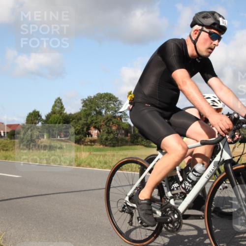 25.08.2024 - Elbe Triathlon Hamburg Fuchs,  Jonas http://msf.ph/oto/6823284 25.08.2024 10:21:55 Radfahren 553, 382, 631, 588, 593 meine-sportfotos.de
