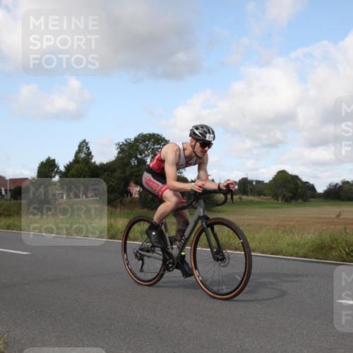 25.08.2024 - Elbe Triathlon Hamburg Fuchs,  Jonas http://msf.ph/oto/6823354 25.08.2024 10:21:18 Radfahren 583, 632, 592, 273, 569, 659 meine-sportfotos.de