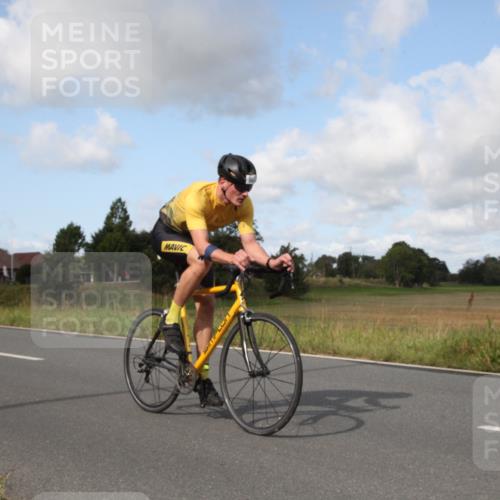 25.08.2024 - Elbe Triathlon Hamburg Fuchs,  Jonas http://msf.ph/oto/6823371 25.08.2024 10:21:13 Radfahren 344, 647, 639, 583, 632, 592, 273 meine-sportfotos.de