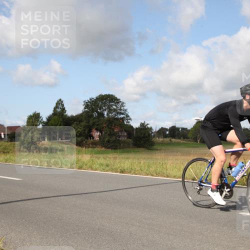 25.08.2024 - Elbe Triathlon Hamburg Fuchs,  Jonas http://msf.ph/oto/6823397 25.08.2024 10:21:02 Radfahren 356, 617, 495, 655, 607, 350, 487, 619, 344 meine-sportfotos.de
