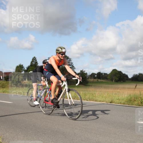 25.08.2024 - Elbe Triathlon Hamburg Fuchs,  Jonas http://msf.ph/oto/6823401 25.08.2024 10:21:02 Radfahren 356, 617, 495, 655, 607, 350, 487, 619, 344 meine-sportfotos.de