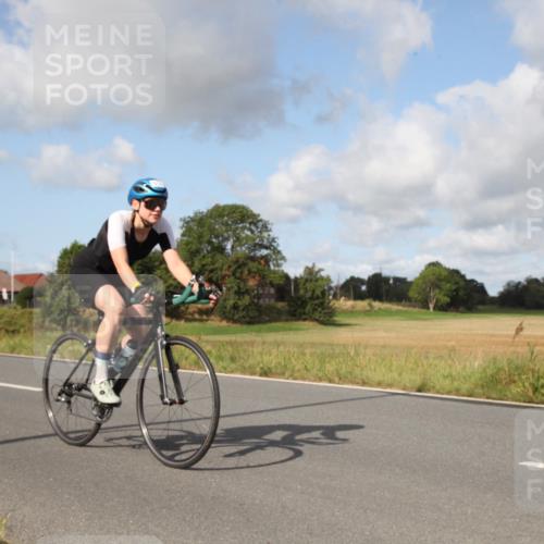 25.08.2024 - Elbe Triathlon Hamburg Fuchs,  Jonas http://msf.ph/oto/6823432 25.08.2024 10:20:54 Radfahren 361, 512, 560, 356, 617, 495, 655 meine-sportfotos.de