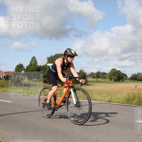 25.08.2024 - Elbe Triathlon Hamburg Fuchs,  Jonas http://msf.ph/oto/6823471 25.08.2024 10:20:28 Radfahren 493, 580 meine-sportfotos.de