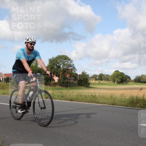 25.08.2024 - Elbe Triathlon Hamburg Fuchs,  Jonas http://msf.ph/oto/6823518 25.08.2024 10:20:13 Radfahren 638, 621, 337, 549, 573, 451, 468, 557, 629 meine-sportfotos.de