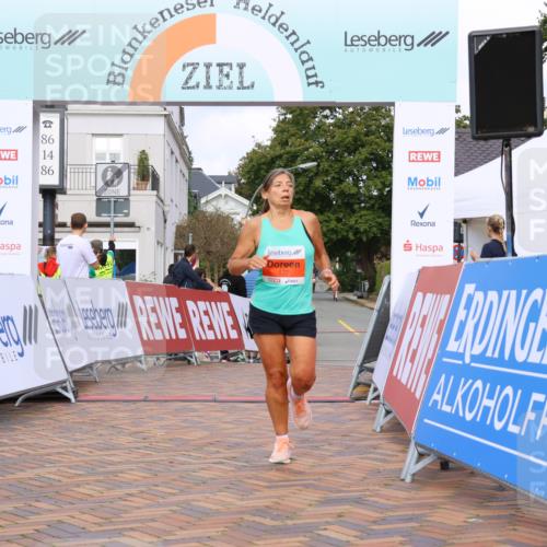 25.08.2024 - 20. Blankeneser Heldenlauf Strokosch-Dieckow http://msf.ph/oto/6823536 25.08.2024 09:50:45 Ziel 122 meine-sportfotos.de