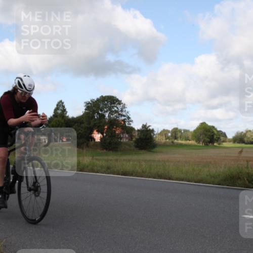 25.08.2024 - Elbe Triathlon Hamburg Fuchs,  Jonas http://msf.ph/oto/6823547 25.08.2024 10:19:58 Radfahren 499, 610, 488, 483, 627, 1500, 462, 598 meine-sportfotos.de
