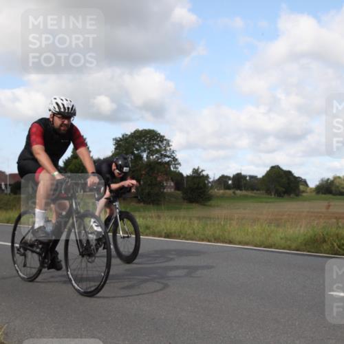 25.08.2024 - Elbe Triathlon Hamburg Fuchs,  Jonas http://msf.ph/oto/6823651 25.08.2024 10:18:28 Radfahren 544, 602, 276 meine-sportfotos.de