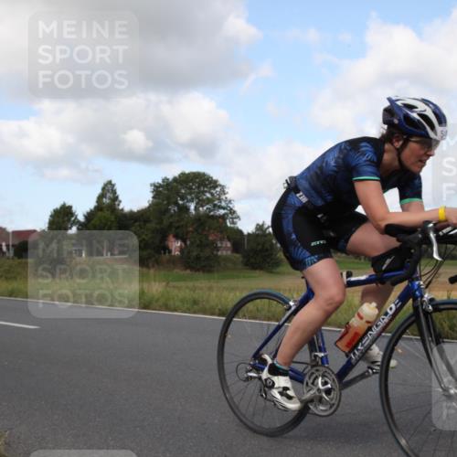 25.08.2024 - Elbe Triathlon Hamburg Fuchs,  Jonas http://msf.ph/oto/6823653 25.08.2024 10:18:23 Radfahren 473, 544, 602, 276 meine-sportfotos.de