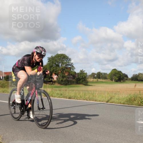 25.08.2024 - Elbe Triathlon Hamburg Fuchs,  Jonas http://msf.ph/oto/6823718 25.08.2024 10:17:10 Radfahren 543 meine-sportfotos.de