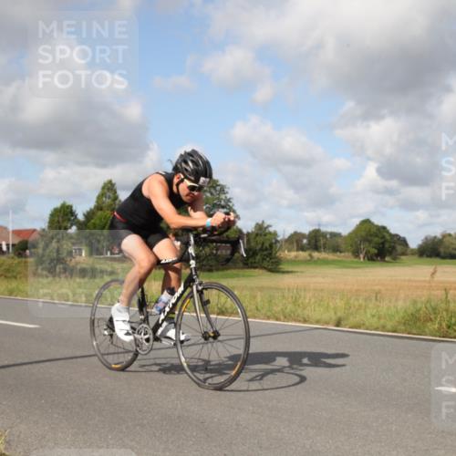 25.08.2024 - Elbe Triathlon Hamburg Fuchs,  Jonas http://msf.ph/oto/6823791 25.08.2024 10:15:25 Radfahren 364, 548, 341 meine-sportfotos.de