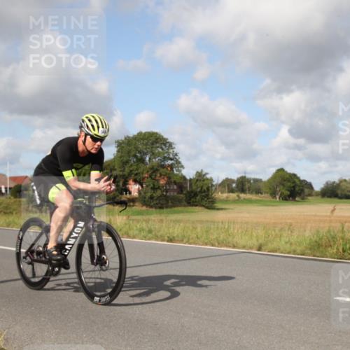 25.08.2024 - Elbe Triathlon Hamburg Fuchs,  Jonas http://msf.ph/oto/6823795 25.08.2024 10:15:23 Radfahren 364, 548, 341 meine-sportfotos.de