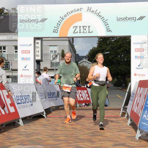 25.08.2024 - 20. Blankeneser Heldenlauf Strokosch-Dieckow http://msf.ph/oto/6823835 25.08.2024 09:51:24 Ziel 114, 123 meine-sportfotos.de