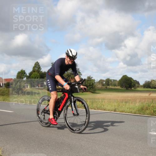 25.08.2024 - Elbe Triathlon Hamburg Fuchs,  Jonas http://msf.ph/oto/6823838 25.08.2024 10:14:30 Radfahren 280, 351 meine-sportfotos.de