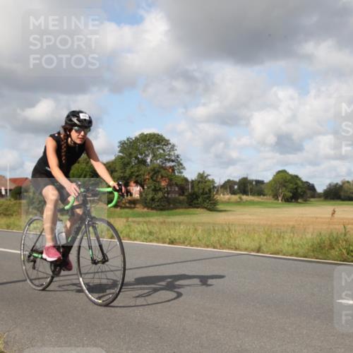 25.08.2024 - Elbe Triathlon Hamburg Fuchs,  Jonas http://msf.ph/oto/6823878 25.08.2024 10:13:40 Radfahren 484, 279, 480 meine-sportfotos.de